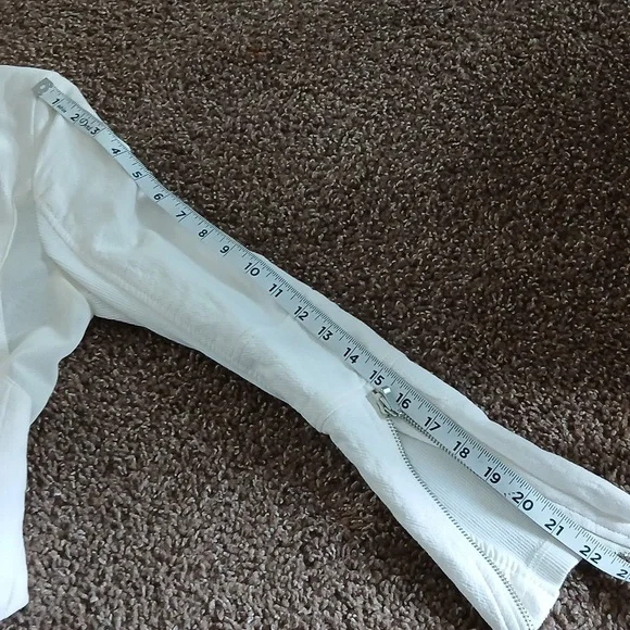 BlankNYC white double zip mesh jacket size small - Picture 15 of 15